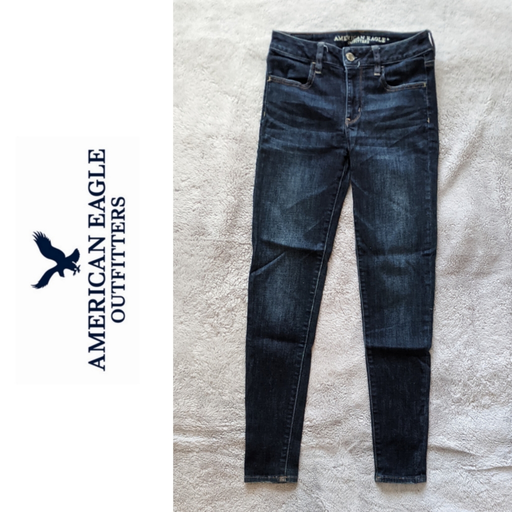 {American Eagle Outfitters} Super Super Stretch Hi-Rise Jegging